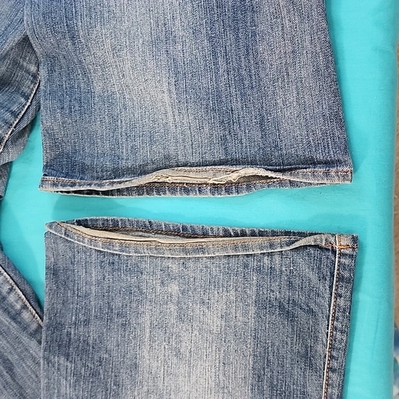 Not Of This World Jesus Medium Wash Distressed Denim Jeans, Size 33 - Picture 10 of 16